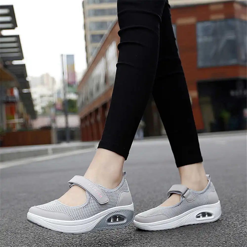 Streetwear Brand Expensive - 36-41 Demi-season Colored Sneakers Walking Skates