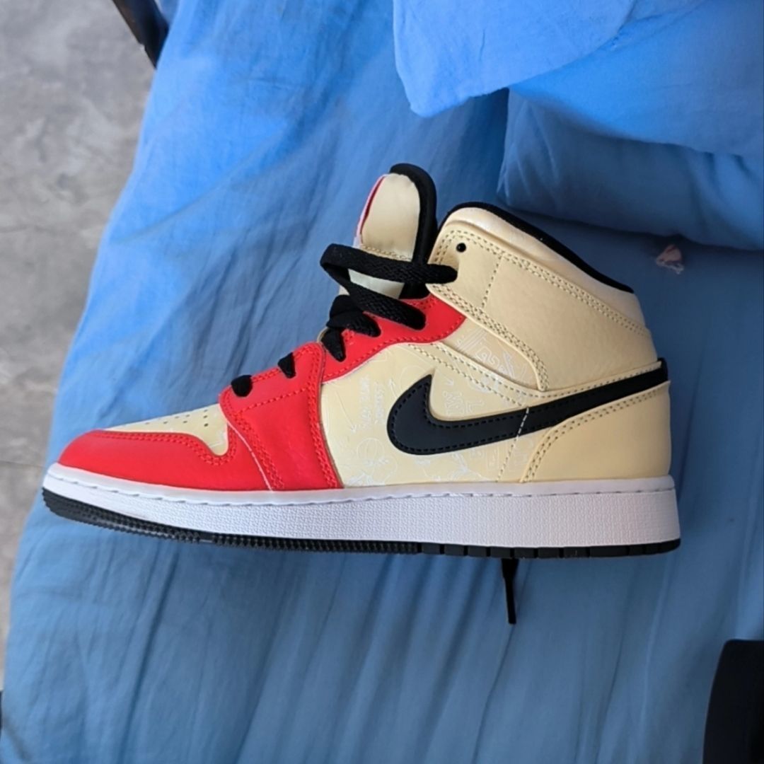Nike Air Jordan 1 Mid DV7012-1 - Jordan 1 Retro Lace review and price